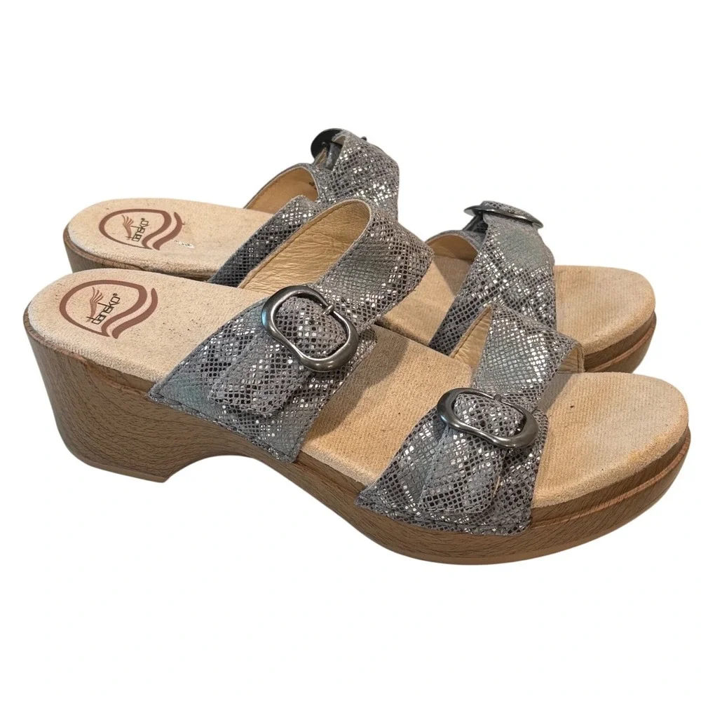 Dansko Slide Sandal Womens 38 Silver Snakeskin Leather Buckle Wedge Comfort
